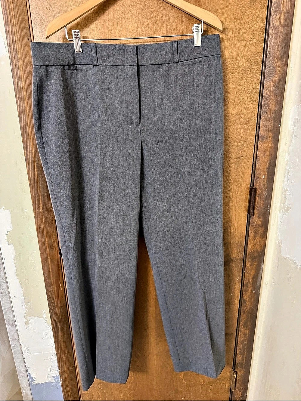 dressbarn Women's 16W Gray Trousers